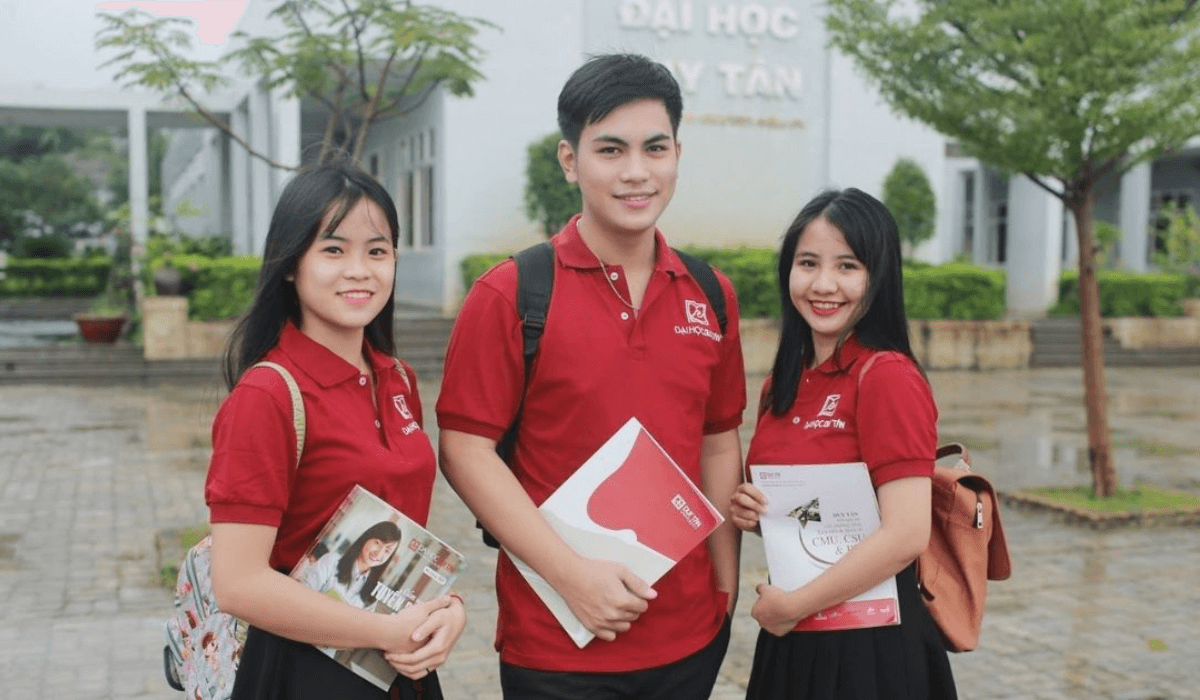Top 20 mẫu đồng phục các trường đại học Việt Nam đẹp nhất Top 20 mẫu đồng phục các trường đại học Việt Nam đẹp nhất